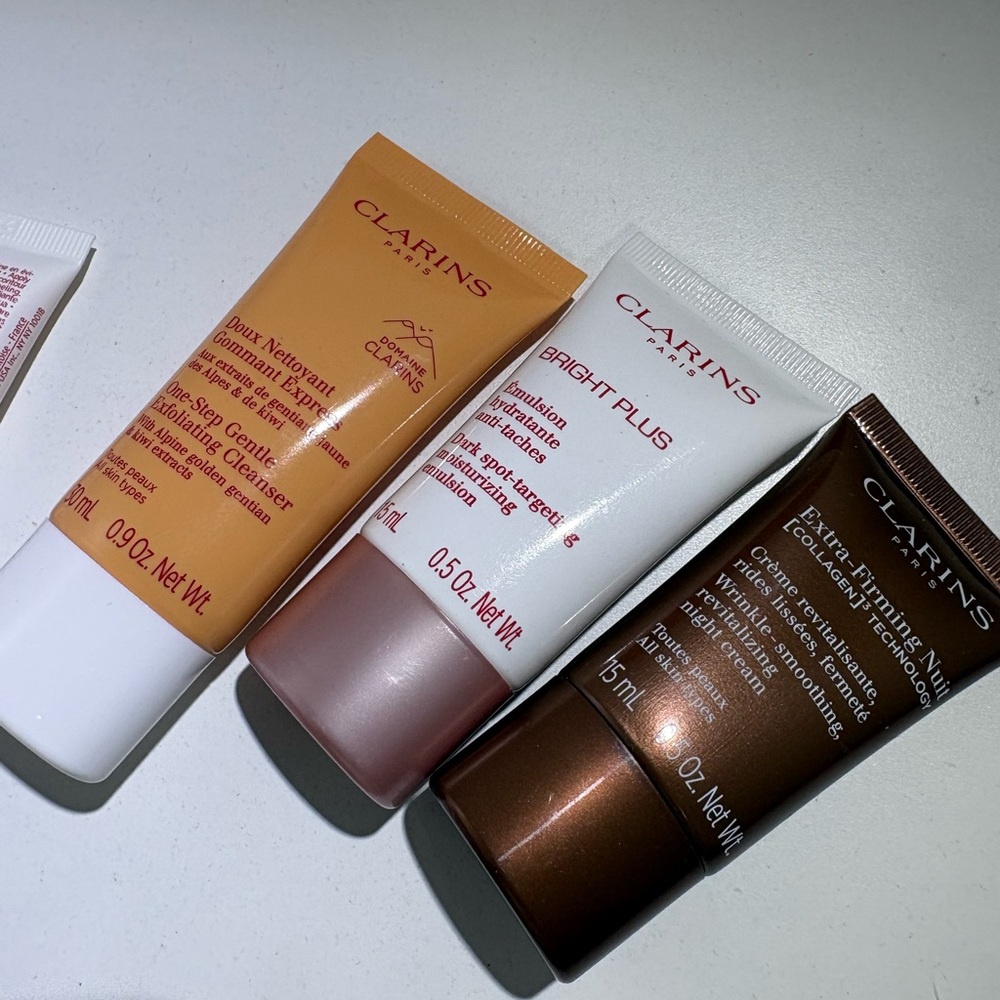 Clarins Skincare Set with Red Pouch - Picture 5 of 5